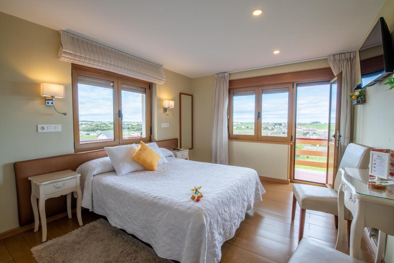 Hotel El Pinar Villapedre Eksteriør billede